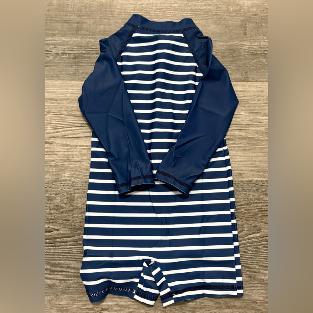 Navy and White Long-sleeve one piece swimsuit
Size 2T - Picture 6 of 6